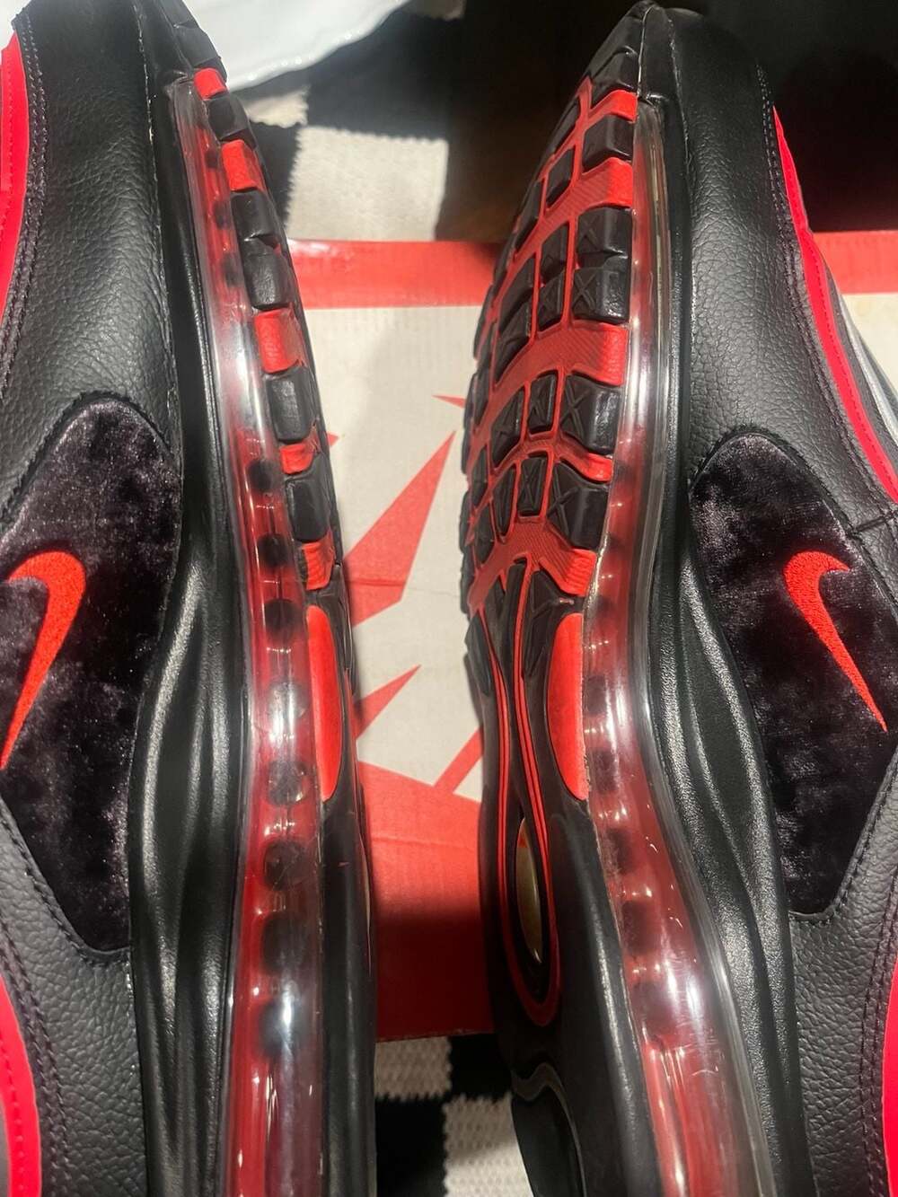 Buy Nike Air Max 97 'Reflective Bred' - 921826 014 - Picture 6 of 10